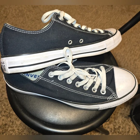 Converse Black and White Sneakers - Picture 5 of 7